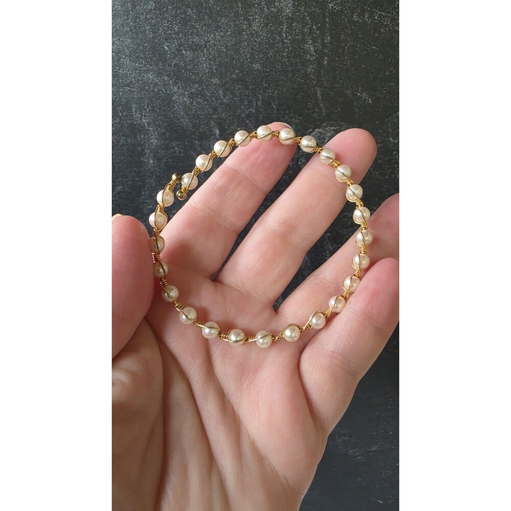 Faux Pearl & Gold Tone Metal Beaded Bangle Bracelet Vintage Costume Jewelry READ